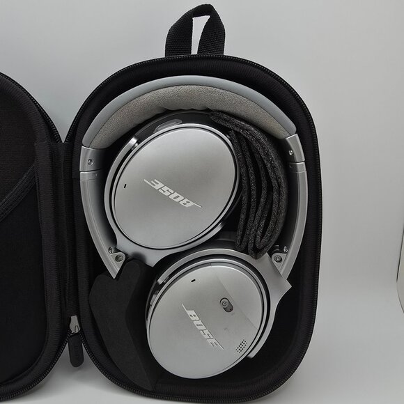 Bose QuietComfort 35 II Noise Cancelling Headphone QC35 Bluetooth Silver - EUC - Picture 6 of 12
